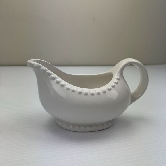 Gallery Tabletop Gravy Boat Beaded Trim Ceramic White Glazed - Picture 3 of 12